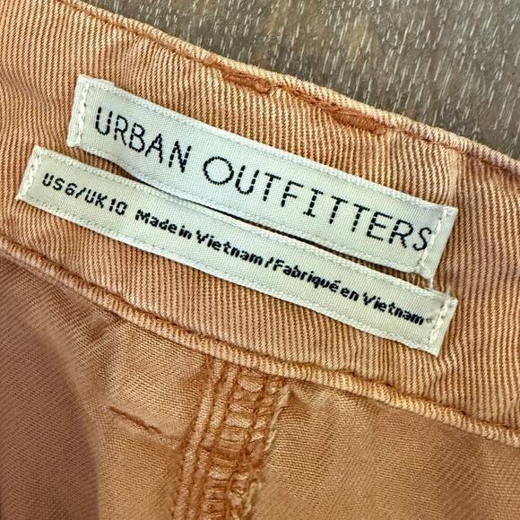 URBAN OUTFITTERS Camel Loose Fit Baggy Pants Women size 6 - Picture 5 of 8